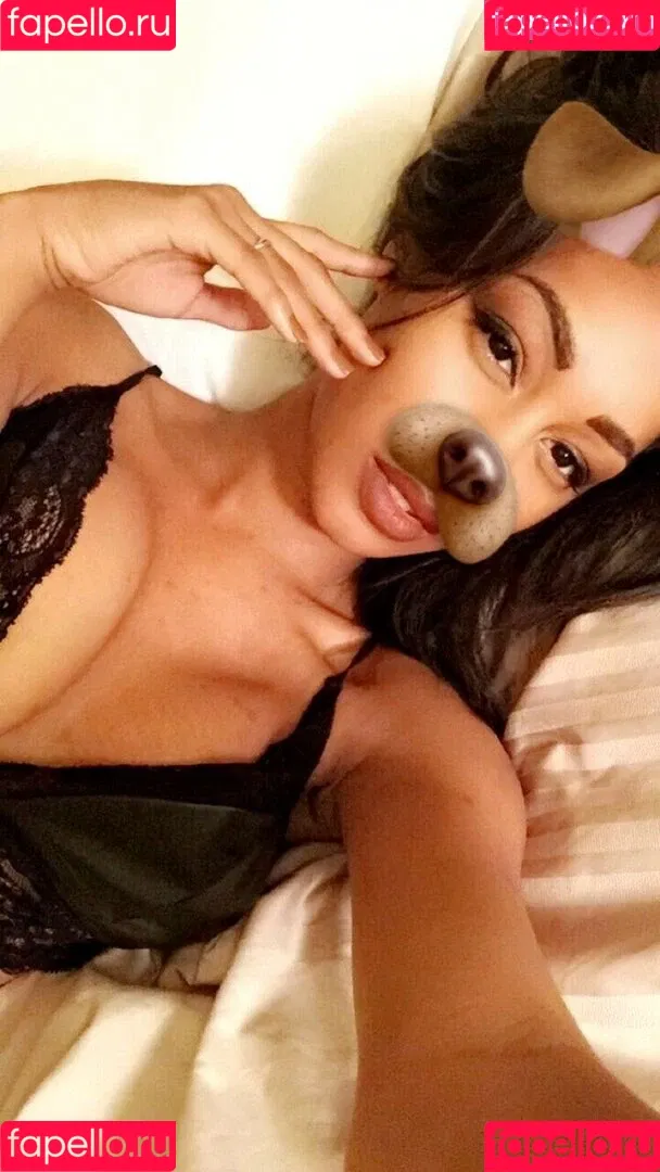 Nia Simone Onlyfans Photo Gallery 