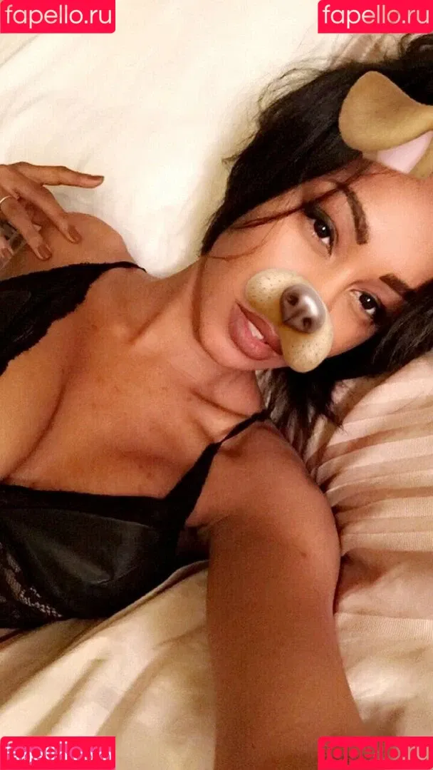 Nia Simone Onlyfans Photo Gallery 