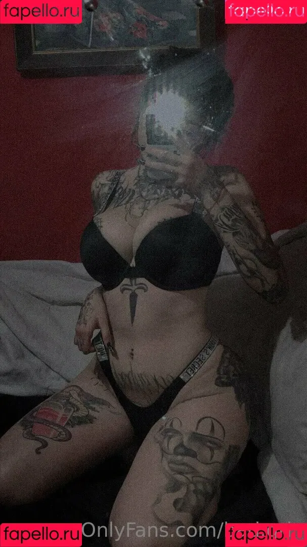 bad.grl_ Onlyfans Photo Gallery 