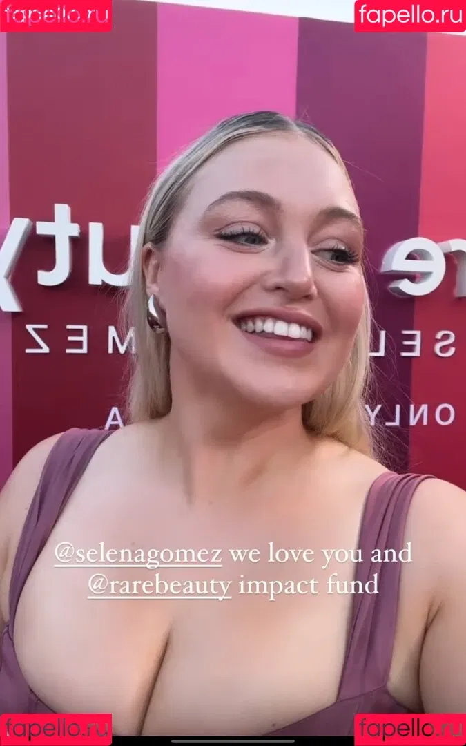 Iskra Lawrence Onlyfans Photo Gallery 