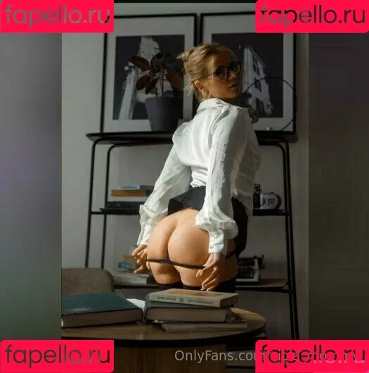 viola_mommy Onlyfans Photo Gallery 