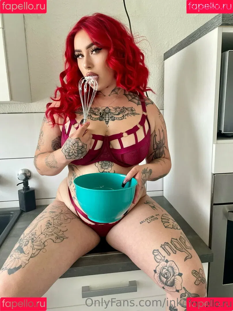 inkedlauraa Onlyfans Photo Gallery 