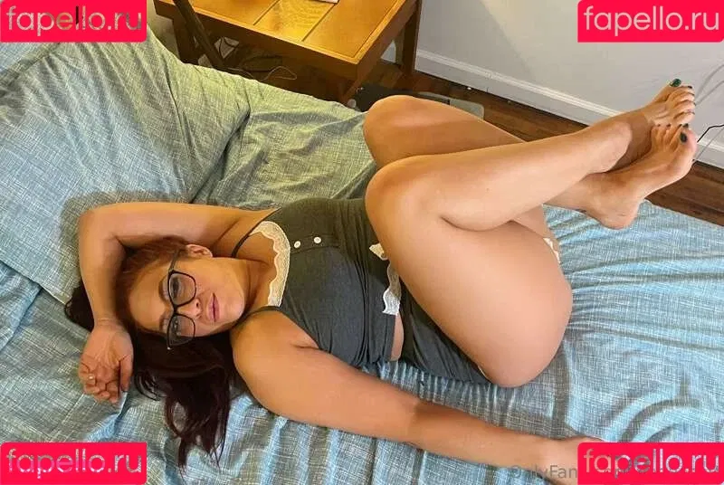 Veda Scott Onlyfans Photo Gallery 