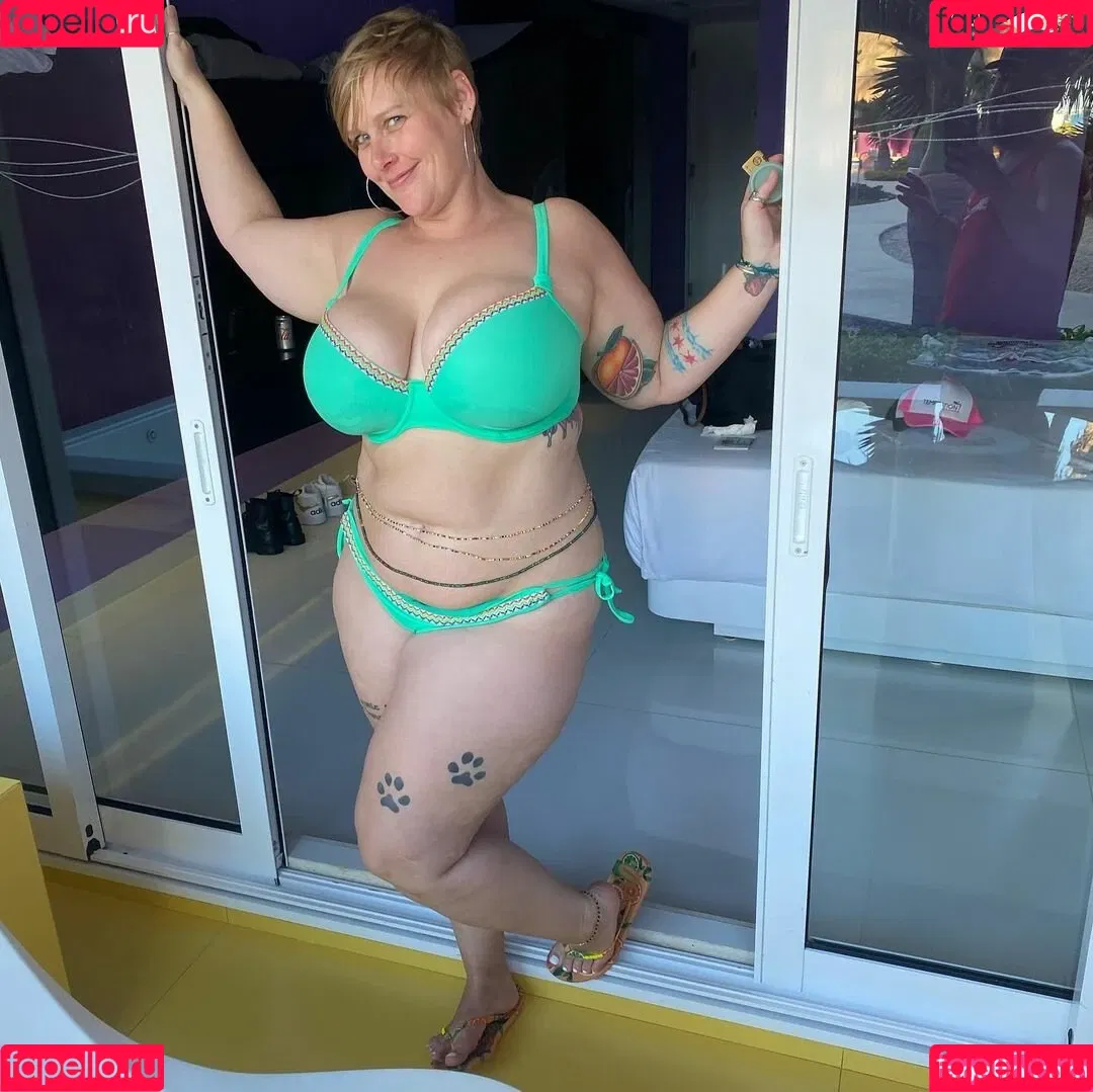 Jenn Leigh Onlyfans Photo Gallery 