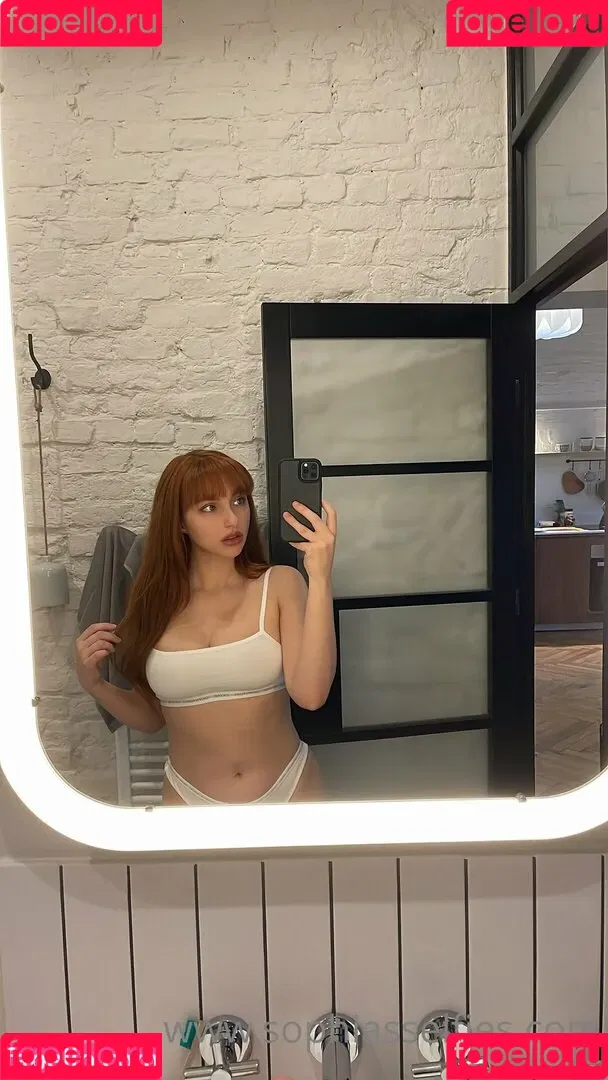 sophiasselfies Onlyfans Photo Gallery 