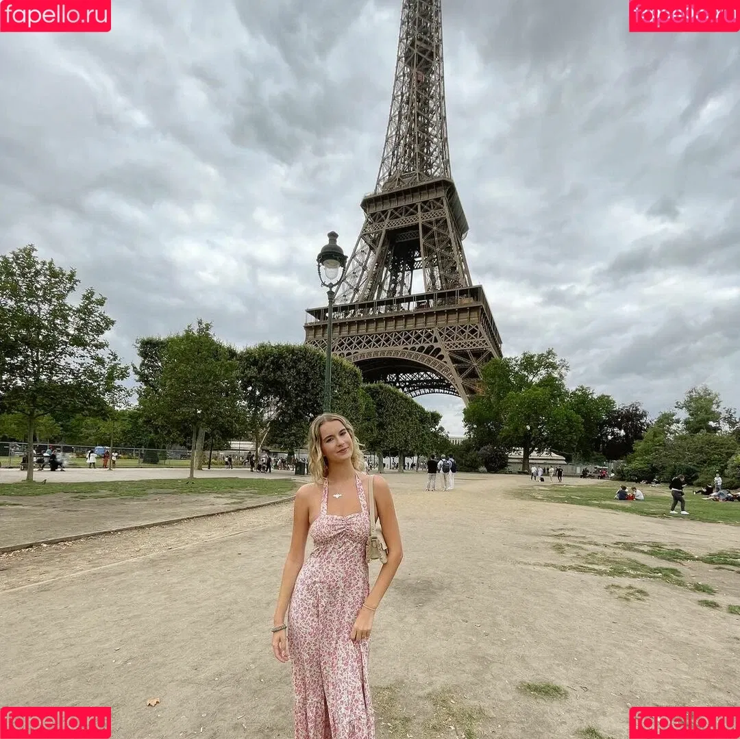 Maddie Gilmore Onlyfans Photo Gallery 