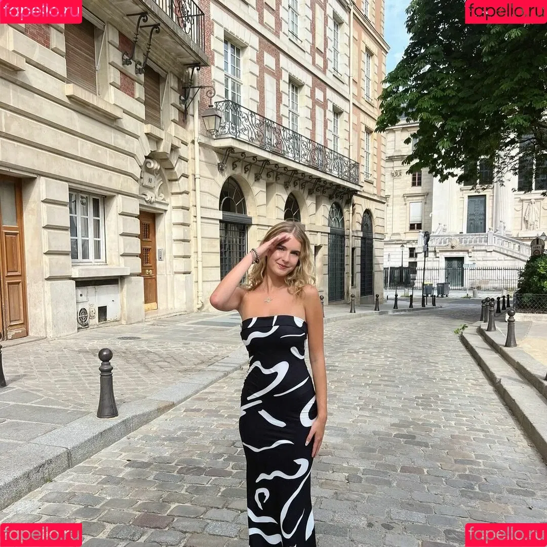 Maddie Gilmore Onlyfans Photo Gallery 