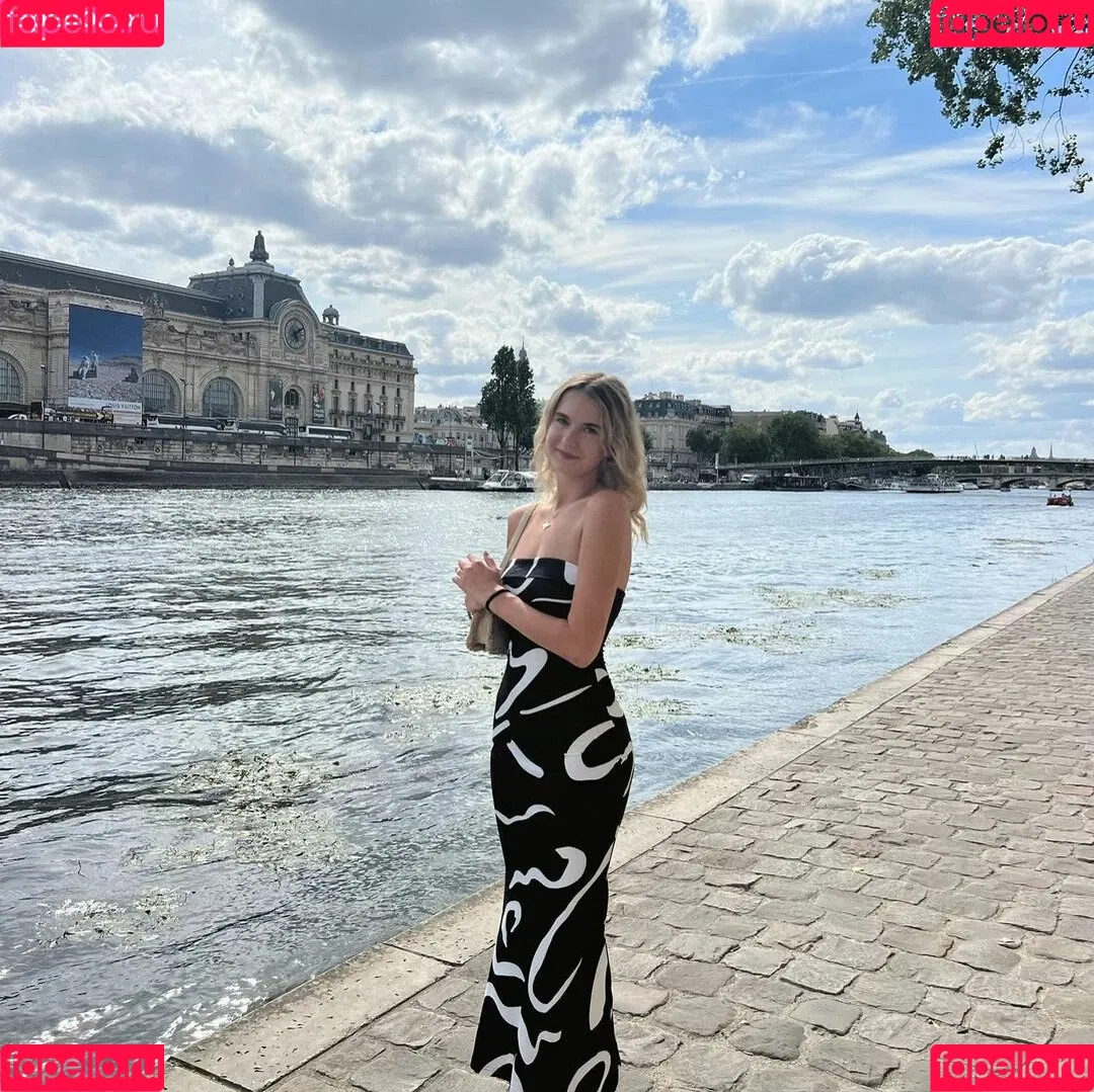 Maddie Gilmore Onlyfans Photo Gallery 