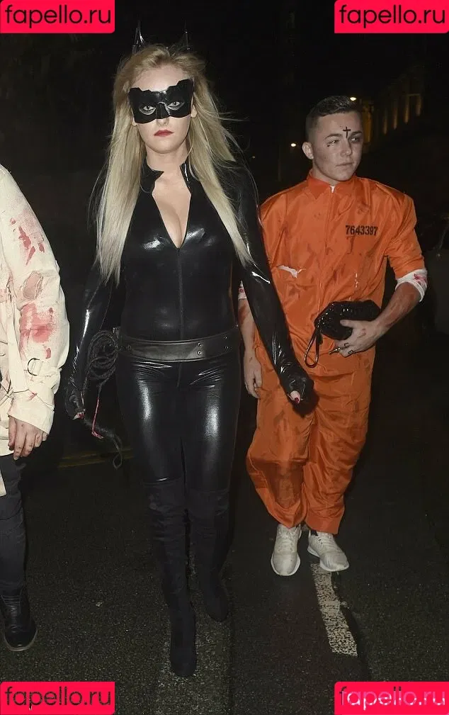 Katie McGlynn Onlyfans Photo Gallery 