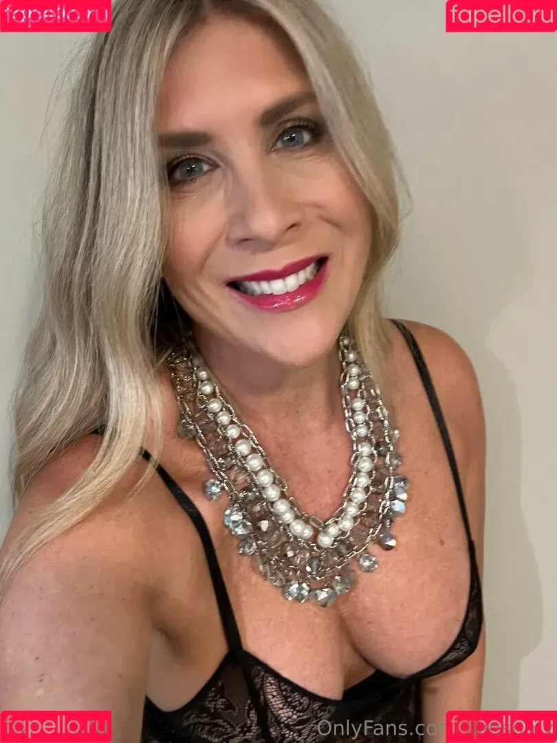 Julesonly Onlyfans Photo Gallery 