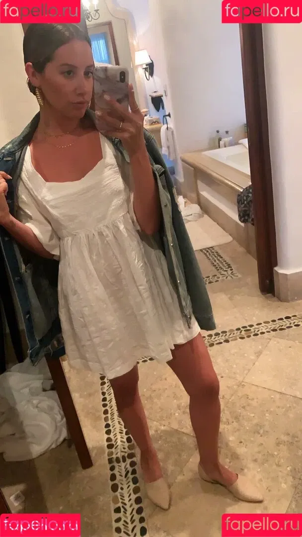 Ashley Tisdale Onlyfans Photo Gallery 