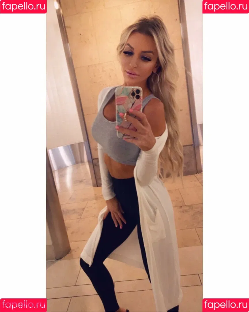 Jenn Stauss Onlyfans Photo Gallery 