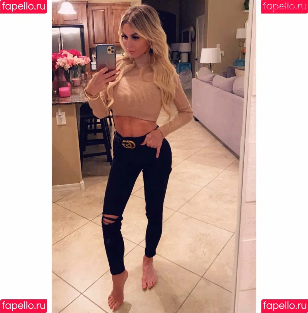 Jenn Stauss Onlyfans Photo Gallery 