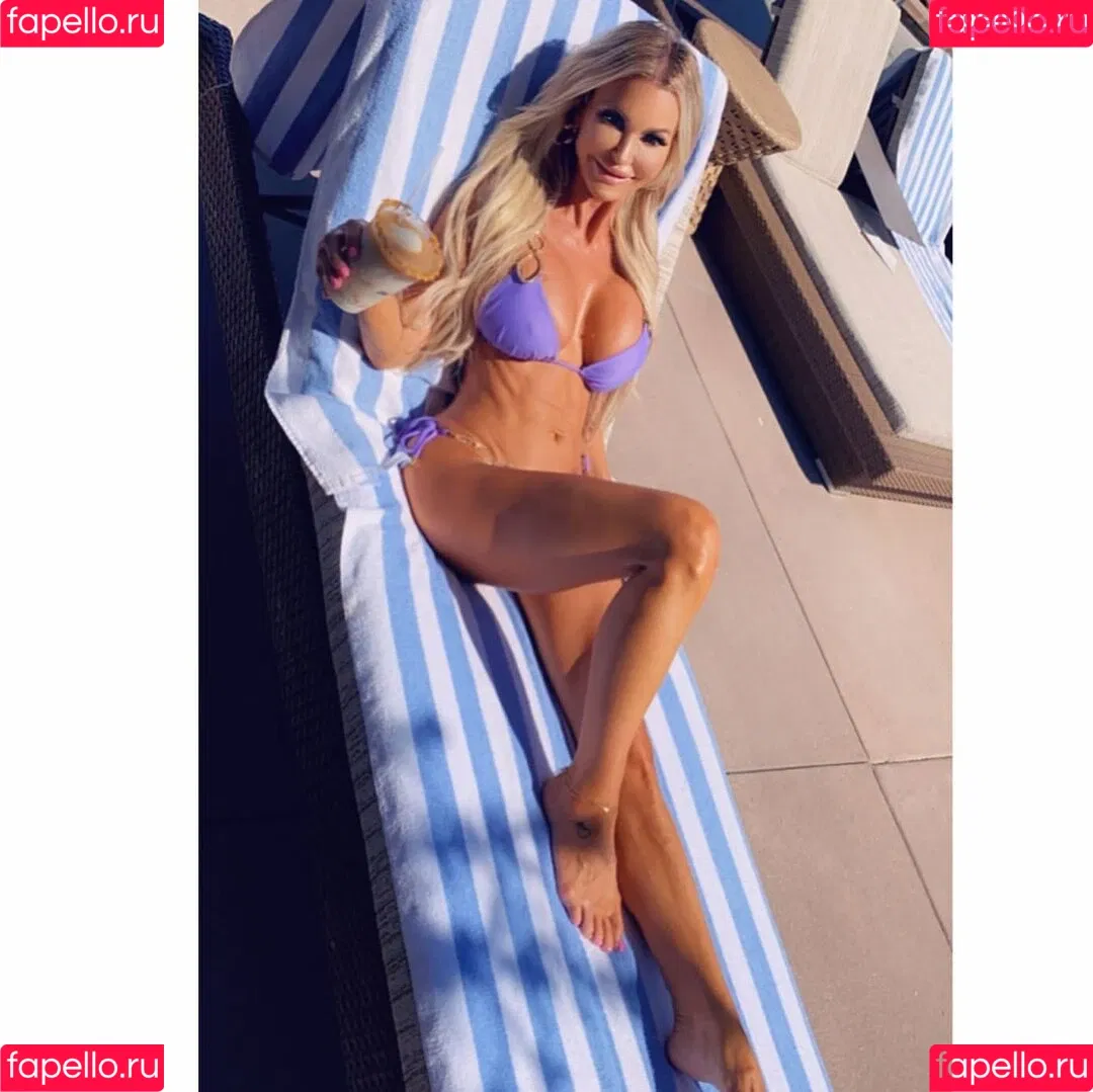 Jenn Stauss Onlyfans Photo Gallery 