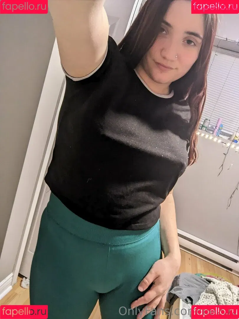 lle222 Onlyfans Photo Gallery 