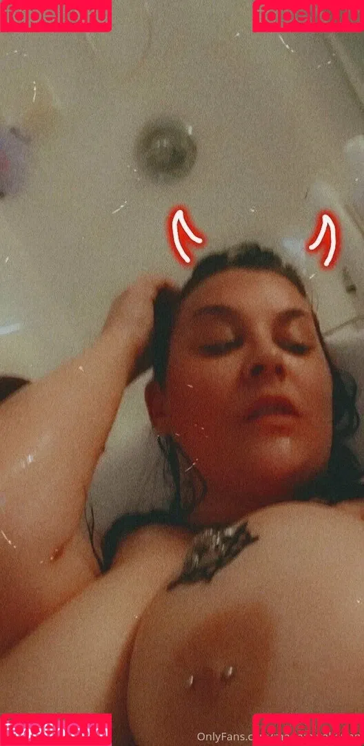 madam.vakarian Onlyfans Photo Gallery 