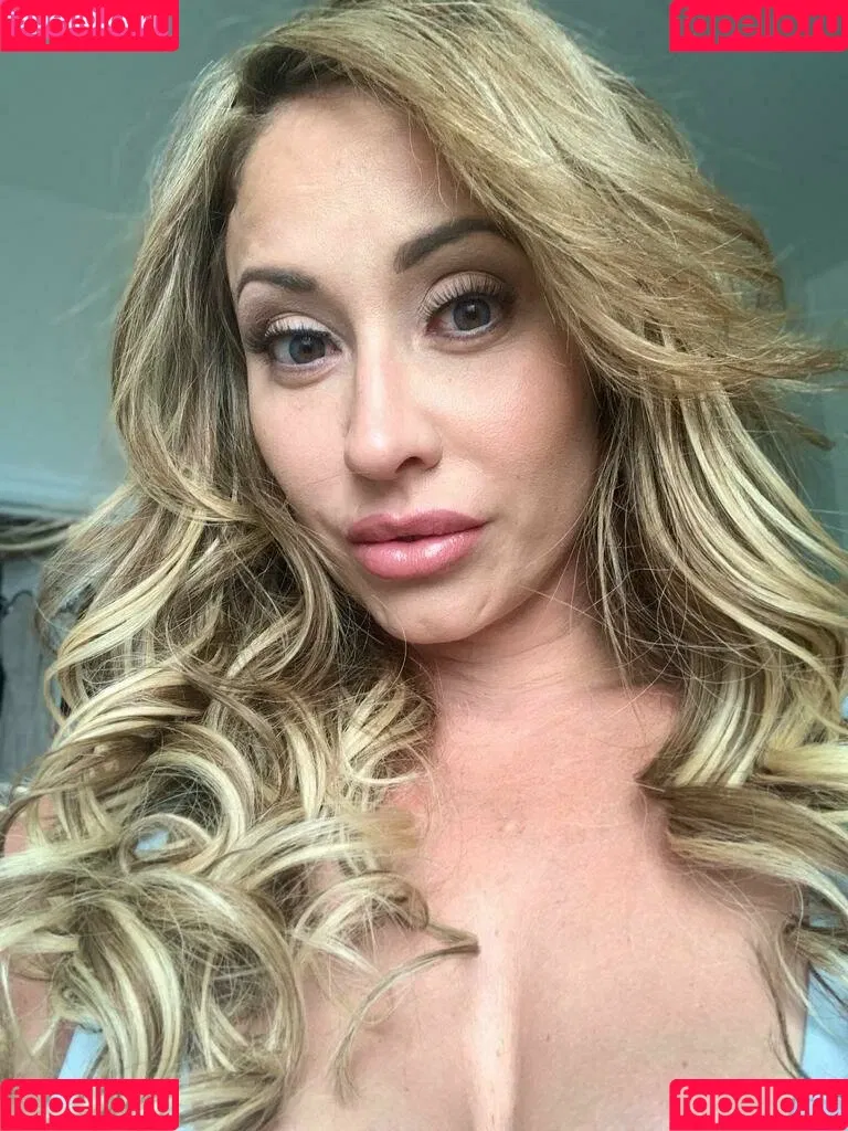 evanotty Onlyfans Photo Gallery 