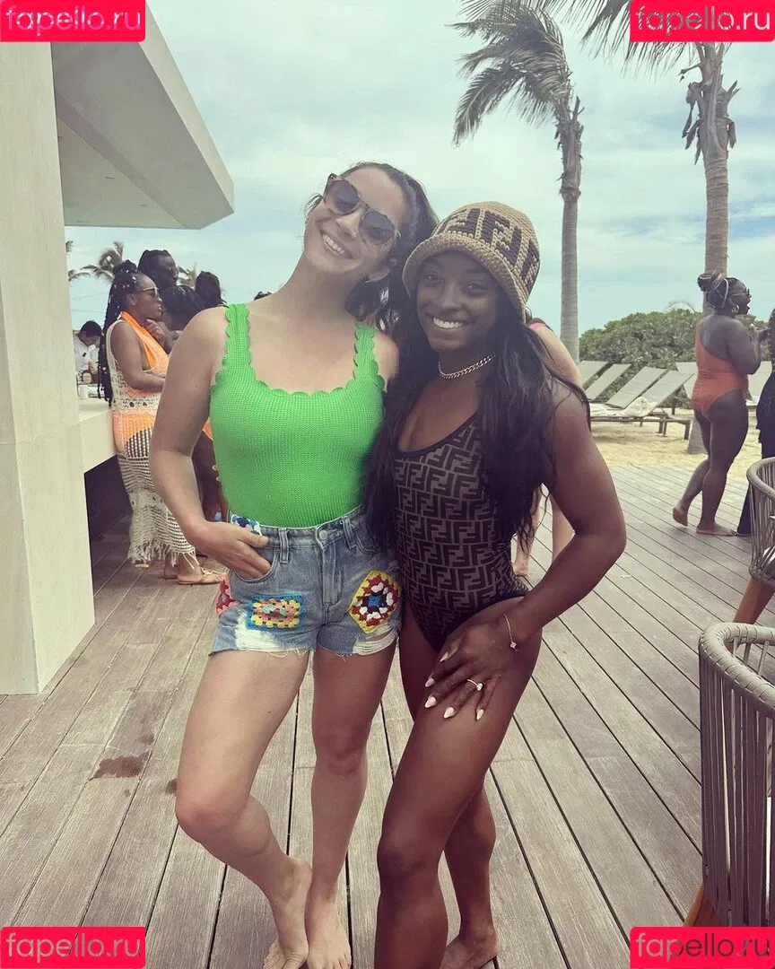 Aly Raisman Onlyfans Photo Gallery 