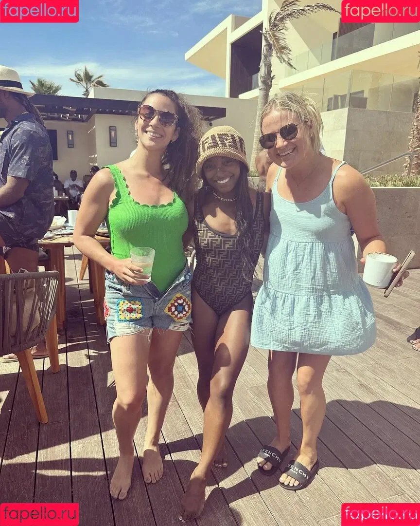 Aly Raisman Onlyfans Photo Gallery 
