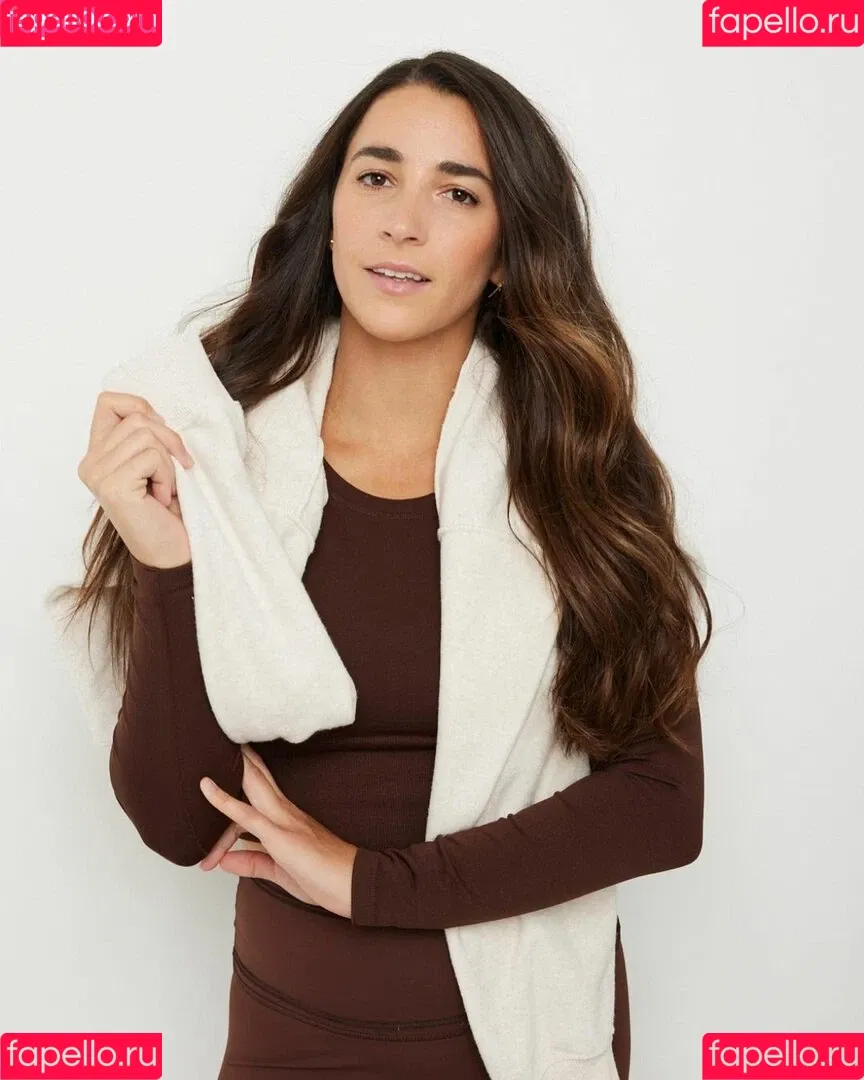 Aly Raisman Onlyfans Photo Gallery 