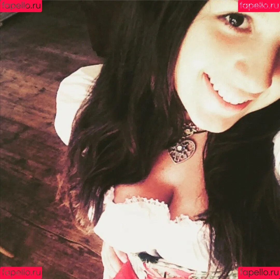 Theodwra Drinia Onlyfans Photo Gallery 