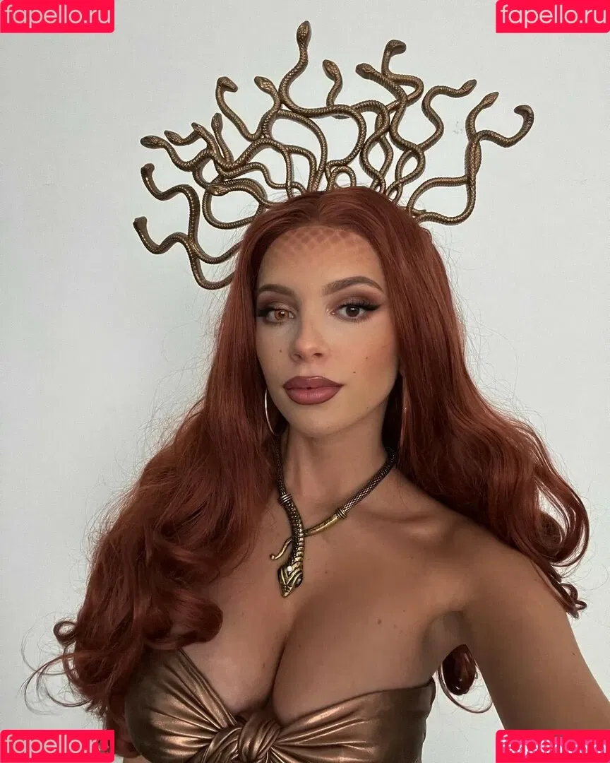 Anneka Madget Onlyfans Photo Gallery 