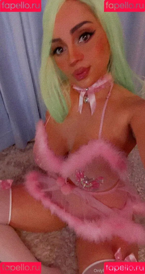 Anna Funmi Onlyfans Photo Gallery 
