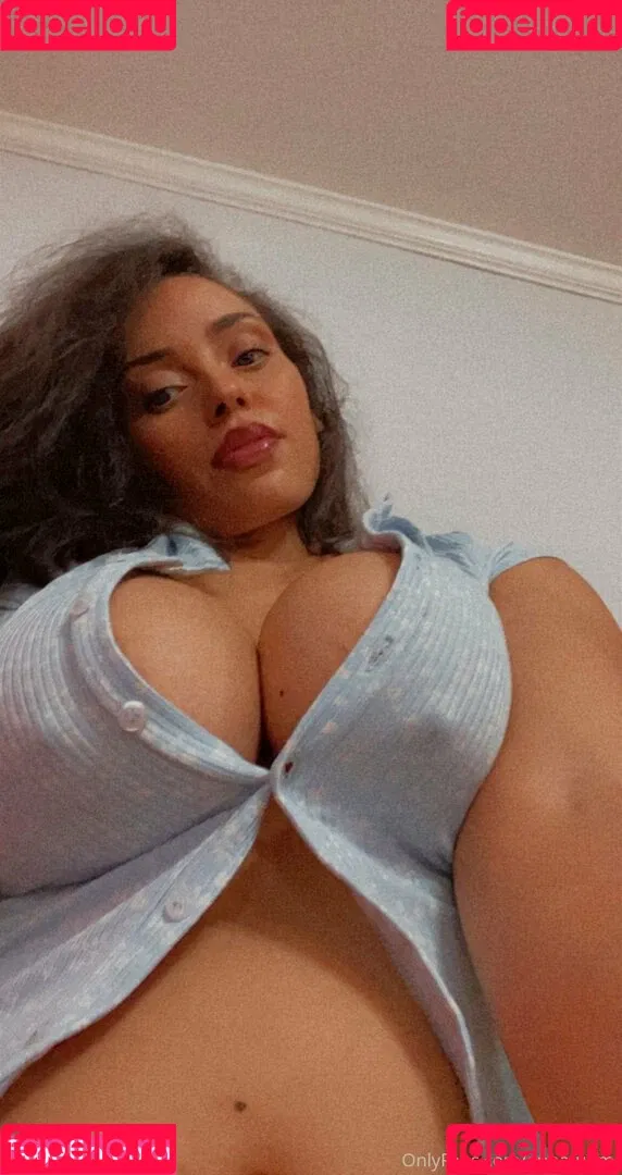 Anna Funmi Onlyfans Photo Gallery 