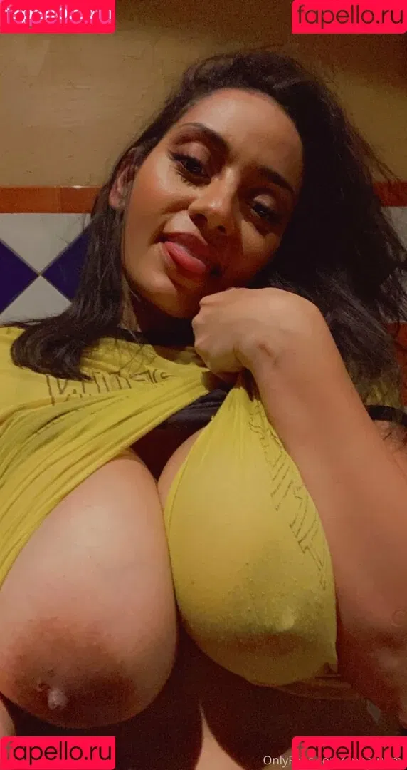 Anna Funmi Onlyfans Photo Gallery 