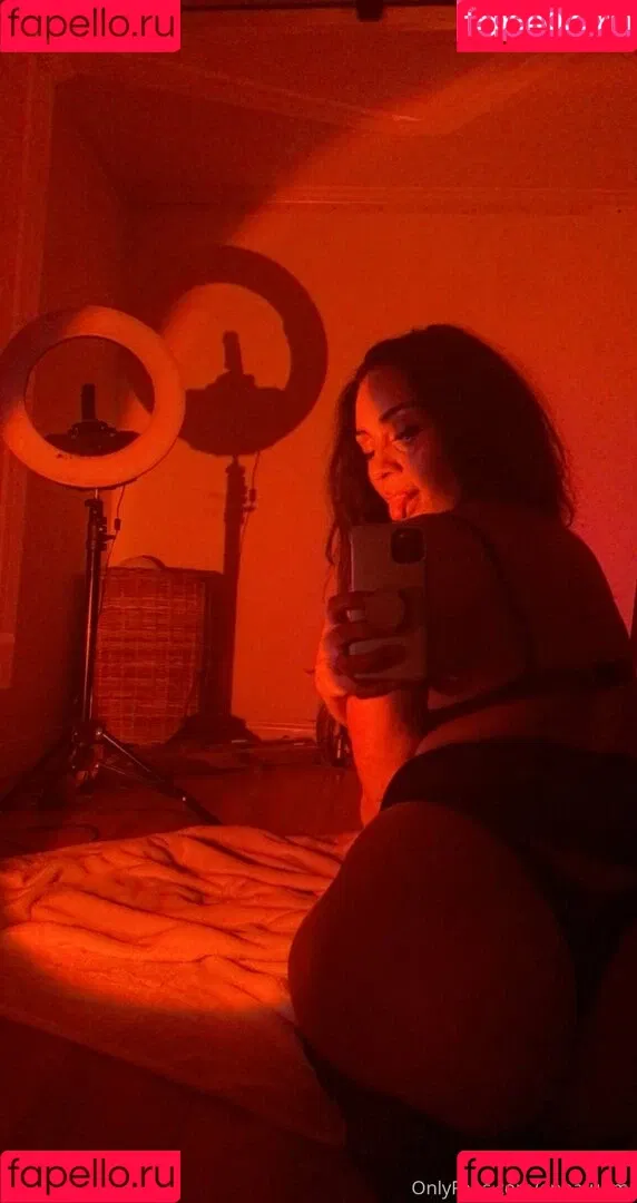Anna Funmi Onlyfans Photo Gallery 