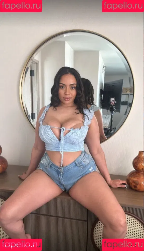 Anna Funmi Onlyfans Photo Gallery 