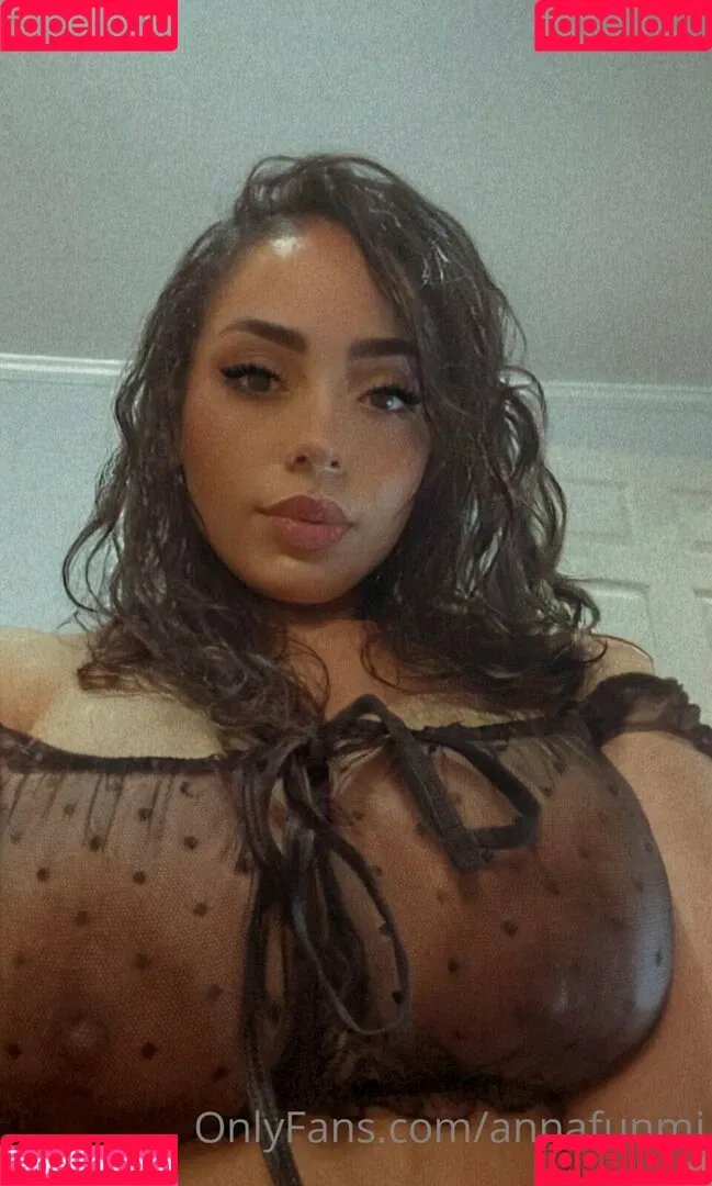 Anna Funmi Onlyfans Photo Gallery 
