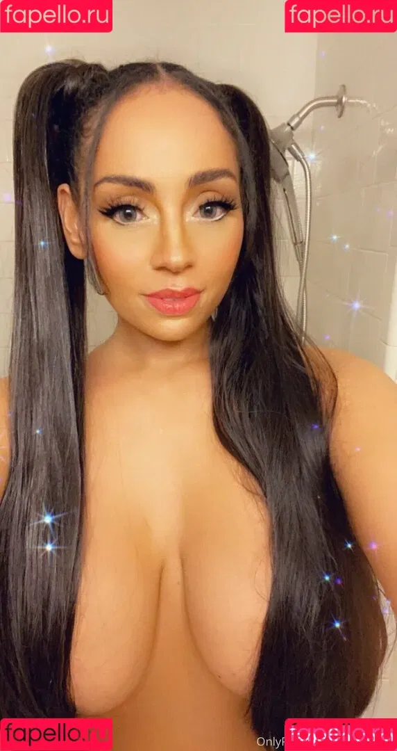 Anna Funmi Onlyfans Photo Gallery 