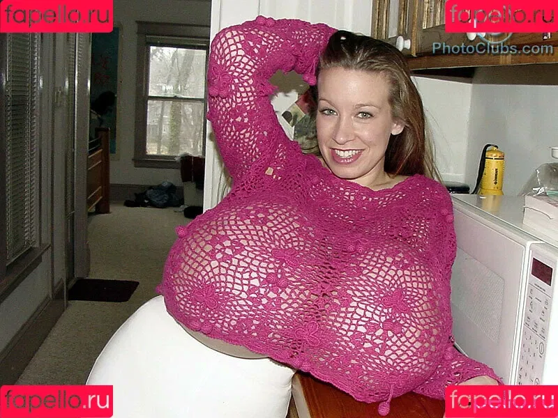 Chelsea Charms Onlyfans Photo Gallery 