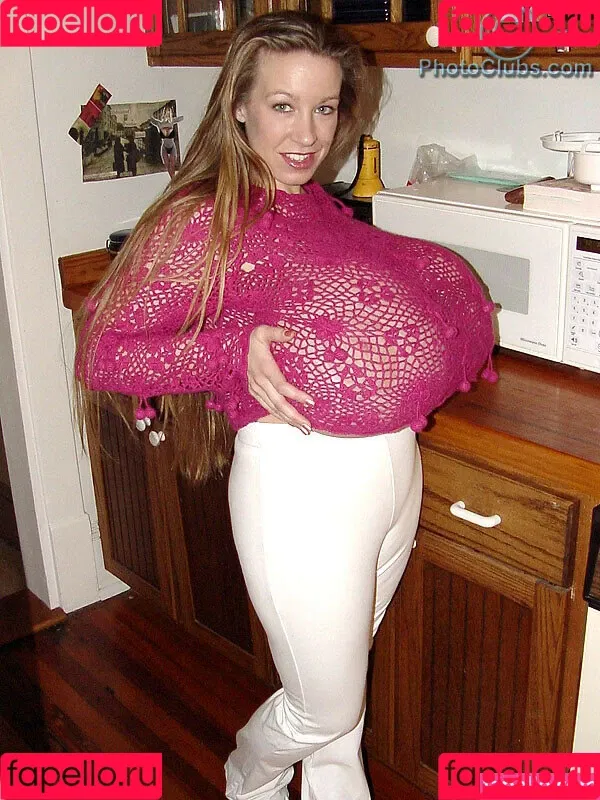 Chelsea Charms Onlyfans Photo Gallery 