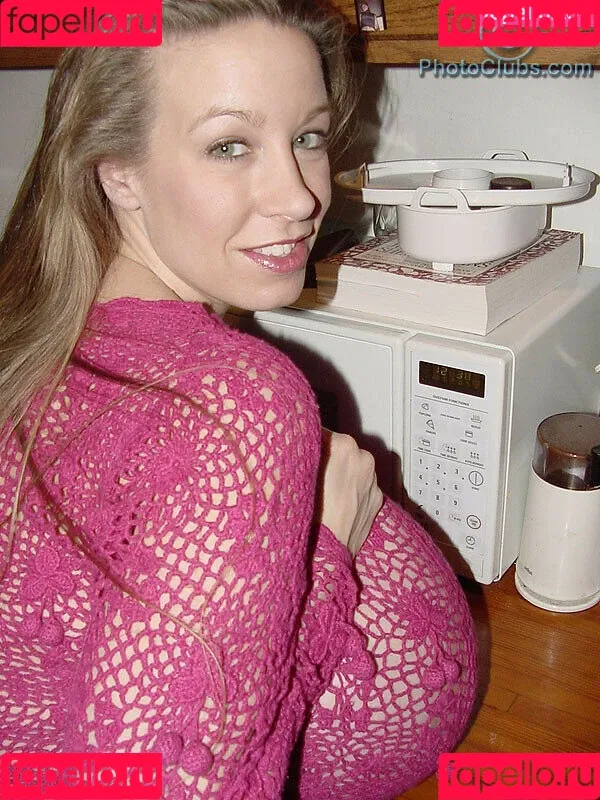 Chelsea Charms Onlyfans Photo Gallery 