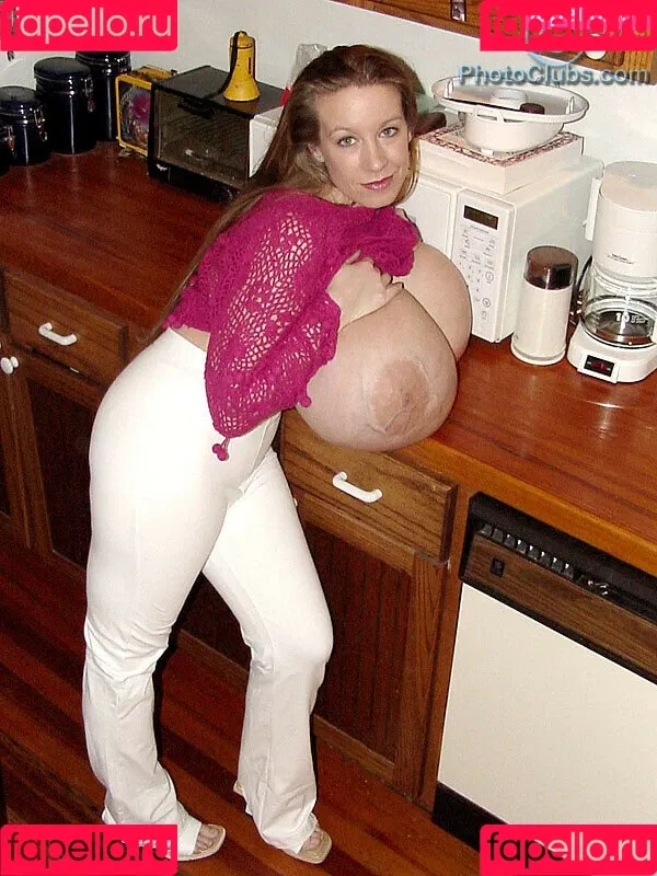 Chelsea Charms Onlyfans Photo Gallery 