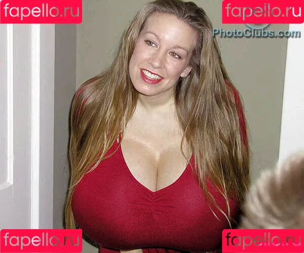 Chelsea Charms Onlyfans Photo Gallery 