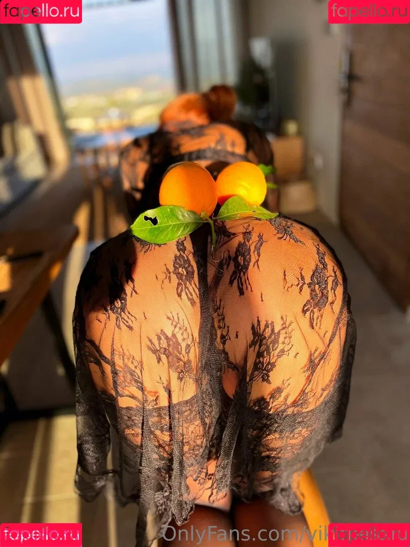 vikifleissig Onlyfans Photo Gallery 
