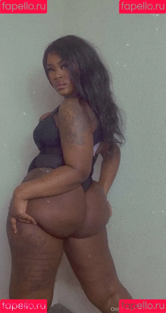 elleblack Onlyfans Photo Gallery 
