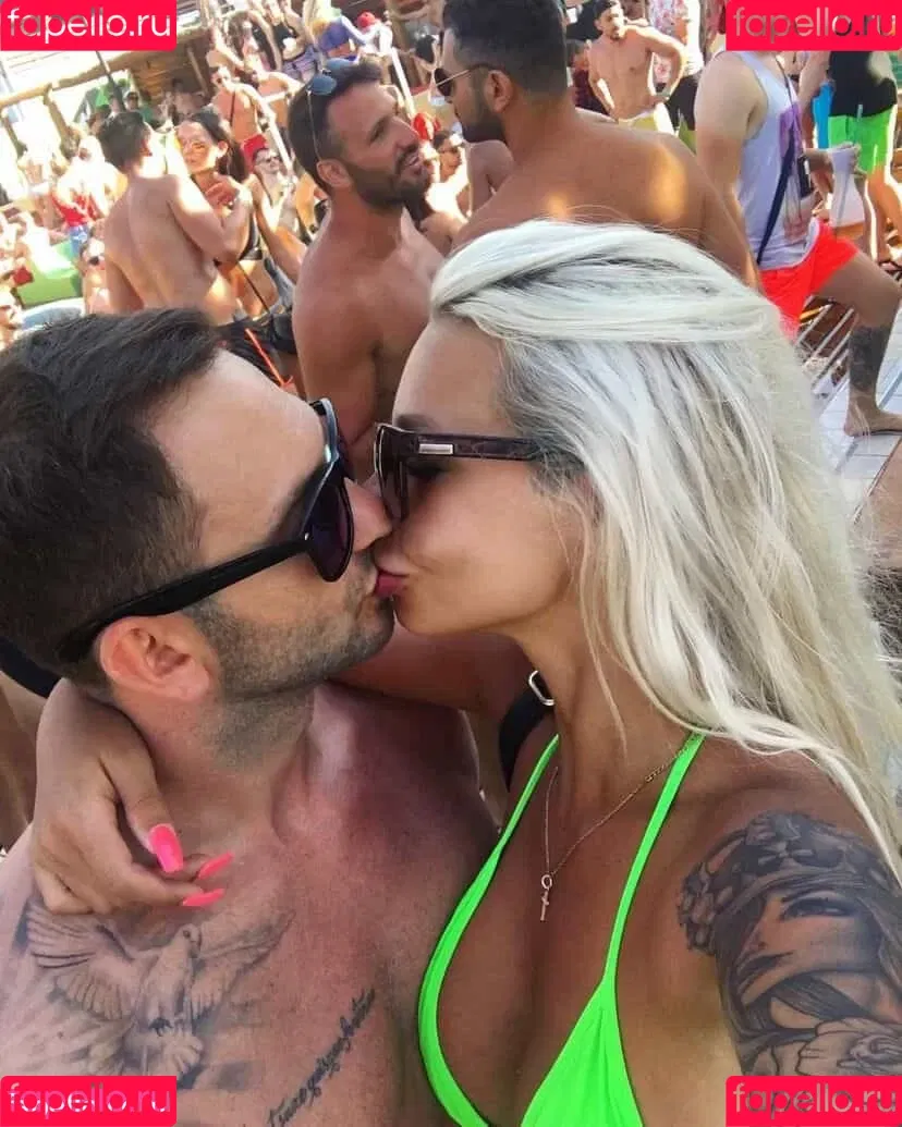 Nikola ihova Onlyfans Photo Gallery 