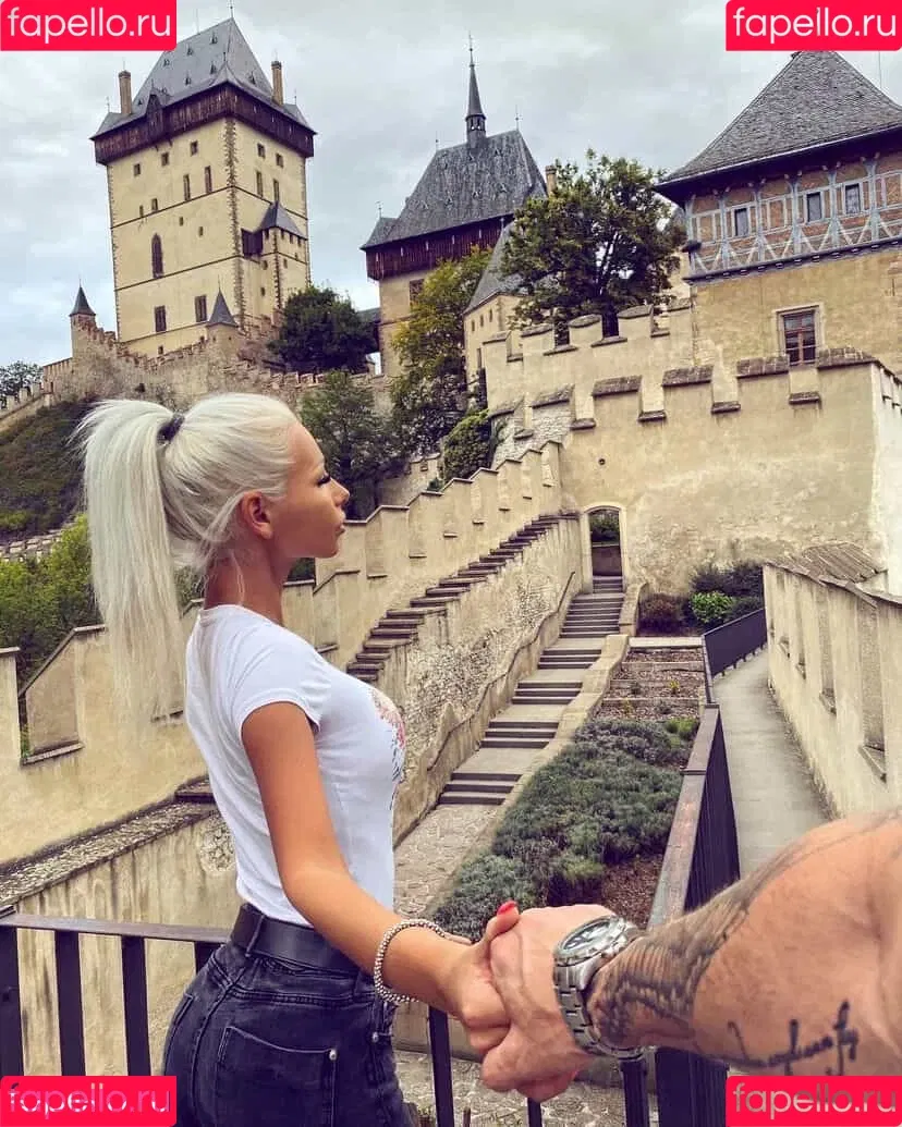 Nikola ihova Onlyfans Photo Gallery 