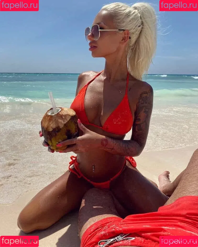 Nikola ihova Onlyfans Photo Gallery 