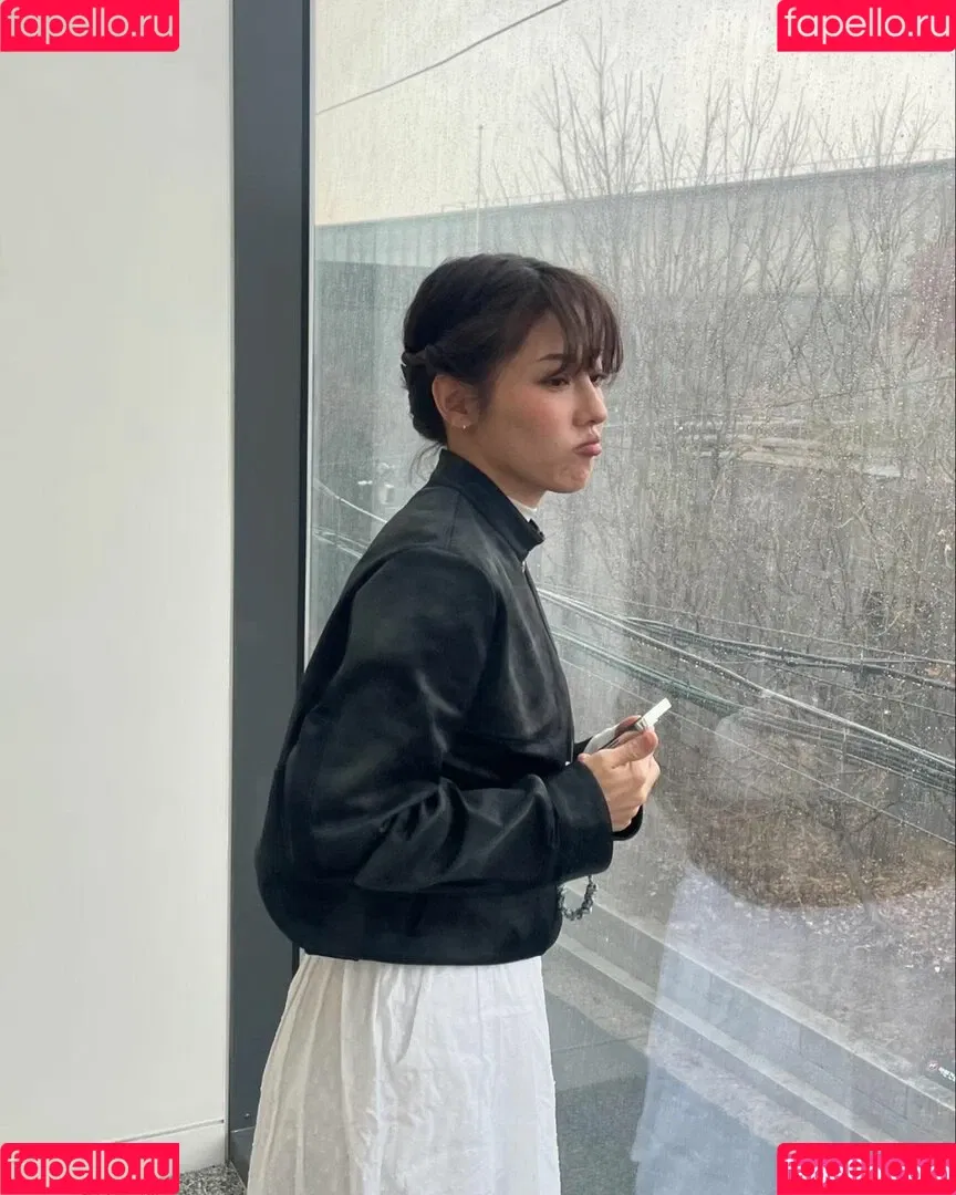 Jeon Jisu Onlyfans Photo Gallery 