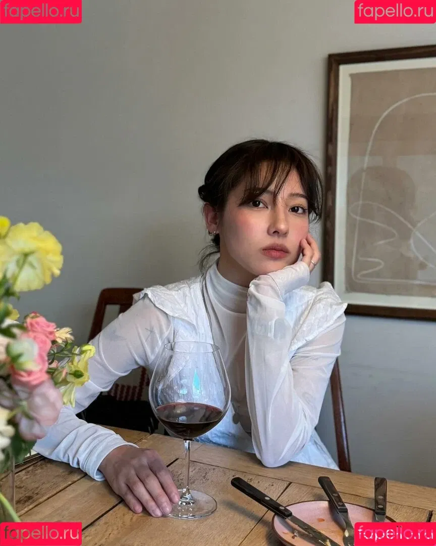 Jeon Jisu Onlyfans Photo Gallery 