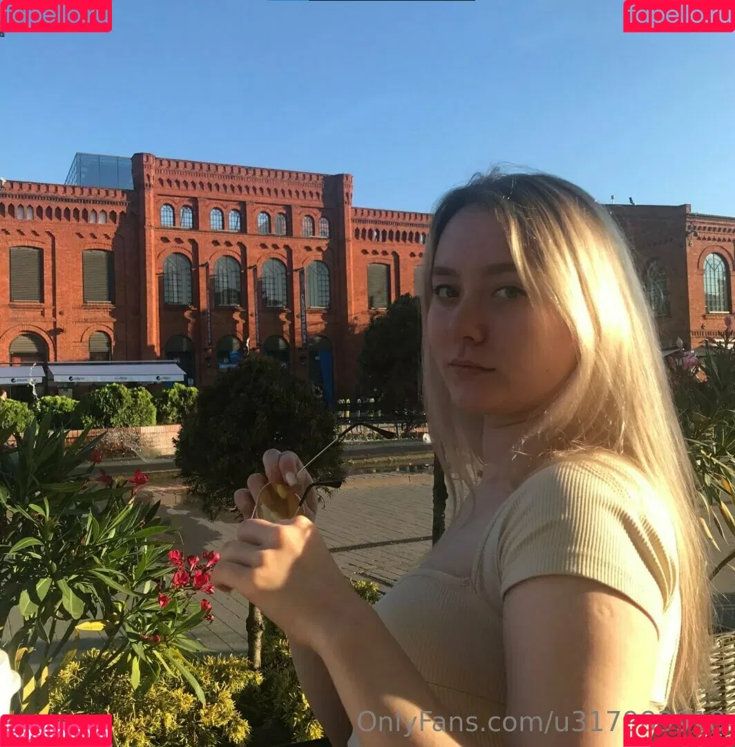 celebrity_hannah_montana Onlyfans Photo Gallery 