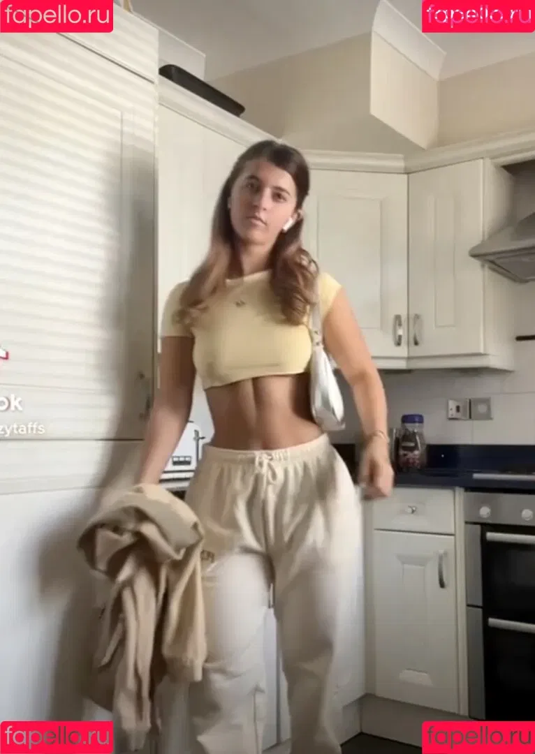 Izzy Taffs Onlyfans Photo Gallery 