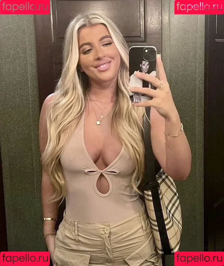 Izzy Taffs Onlyfans Photo Gallery 