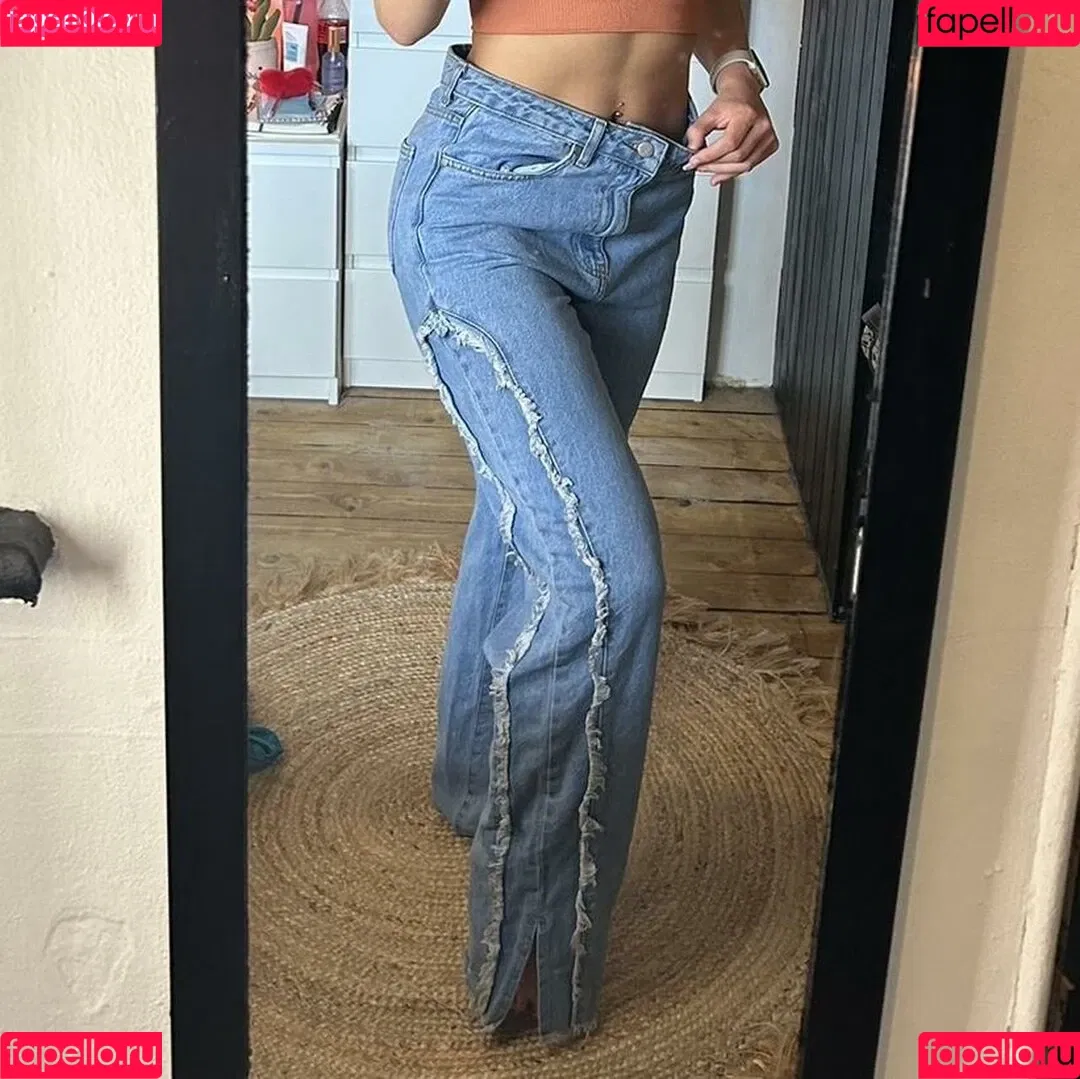 Hattie Vanneman Onlyfans Photo Gallery 
