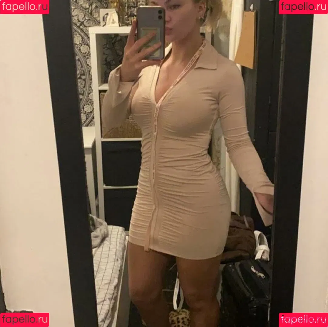 Hattie Vanneman Onlyfans Photo Gallery 